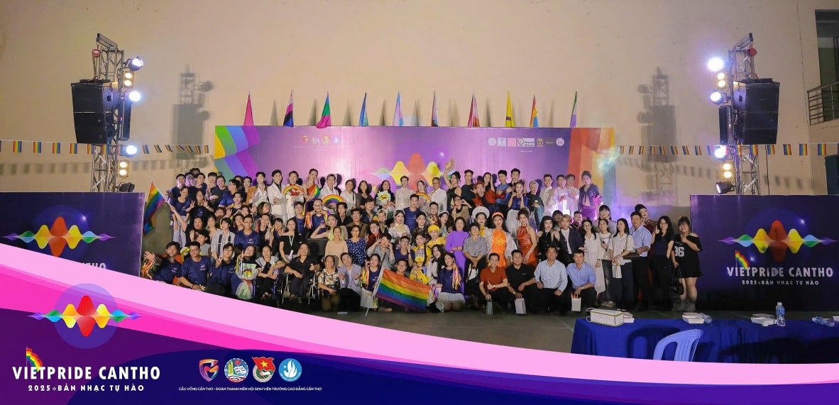 KHOẢNG KHẮC ĐÁNG NHỚ TẠI SỰ KIỆN VIETPRIDE CẦN THƠ 2025 "BẢN NHẠC TỰ HÀO"